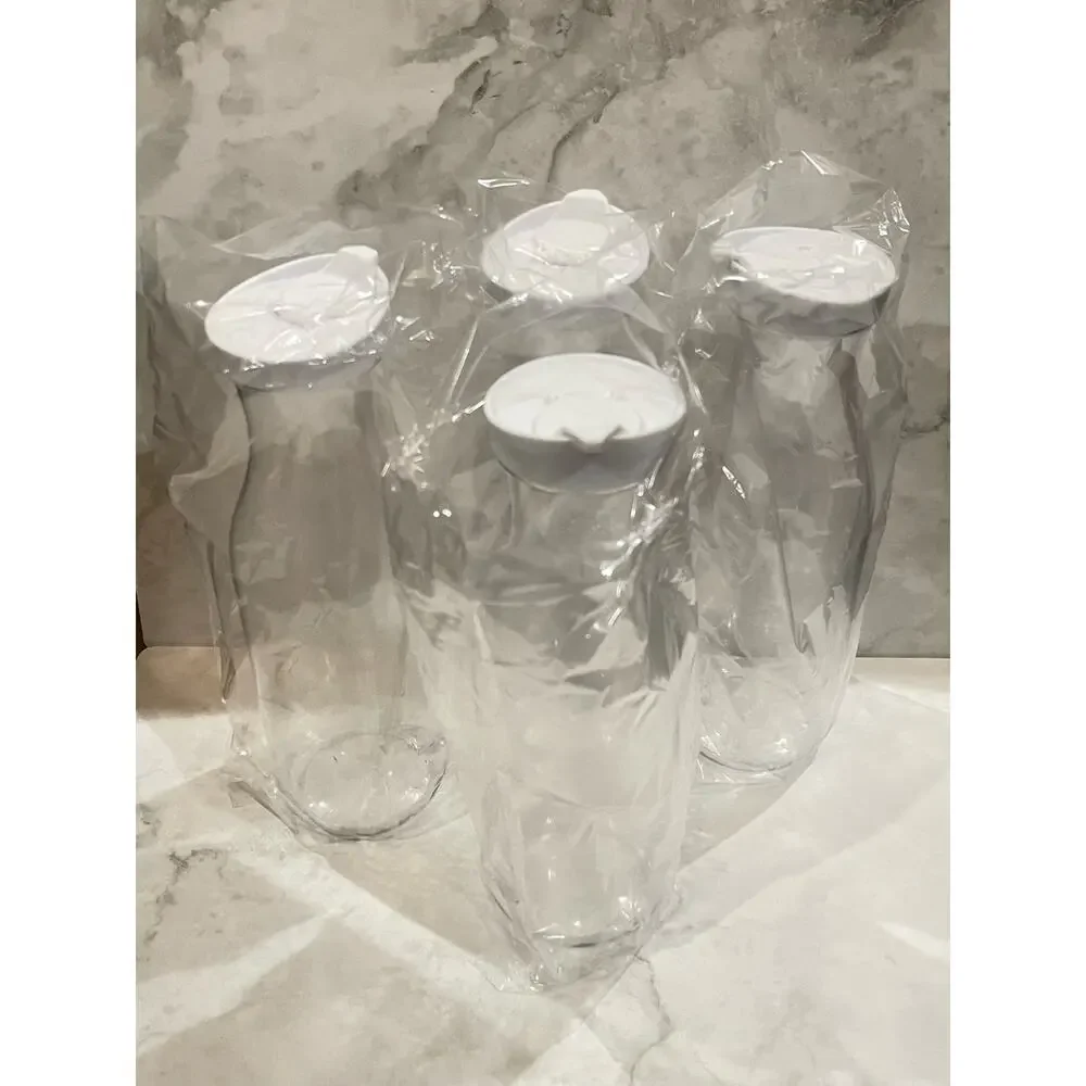 Set of 4 Plastic Water Pitcher With Lid Round Carafe
